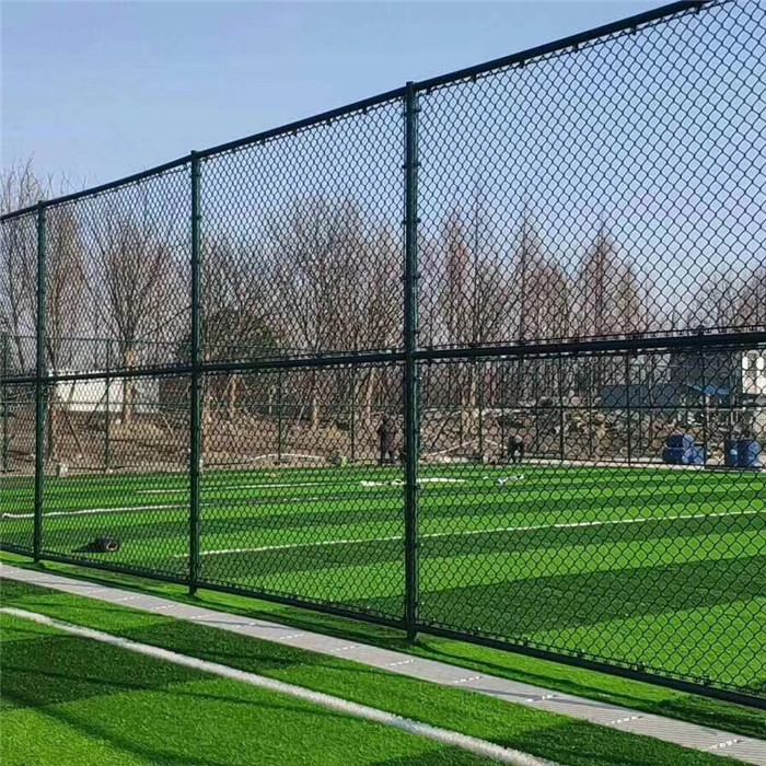 體育場(chǎng)圍網(wǎng)的安裝的注意事項(xiàng)有哪些？